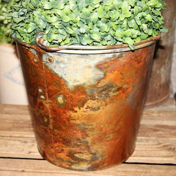 Large Rusty Galvanized Metal Rustic Farmhouse Bucket Pail Planter - Picture 3 of 6